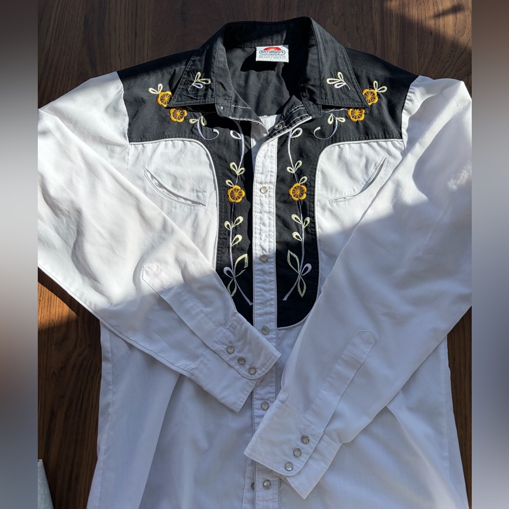 Vintage 70s Embroidered Western Shirt with Black Yoke and Yellow Florals